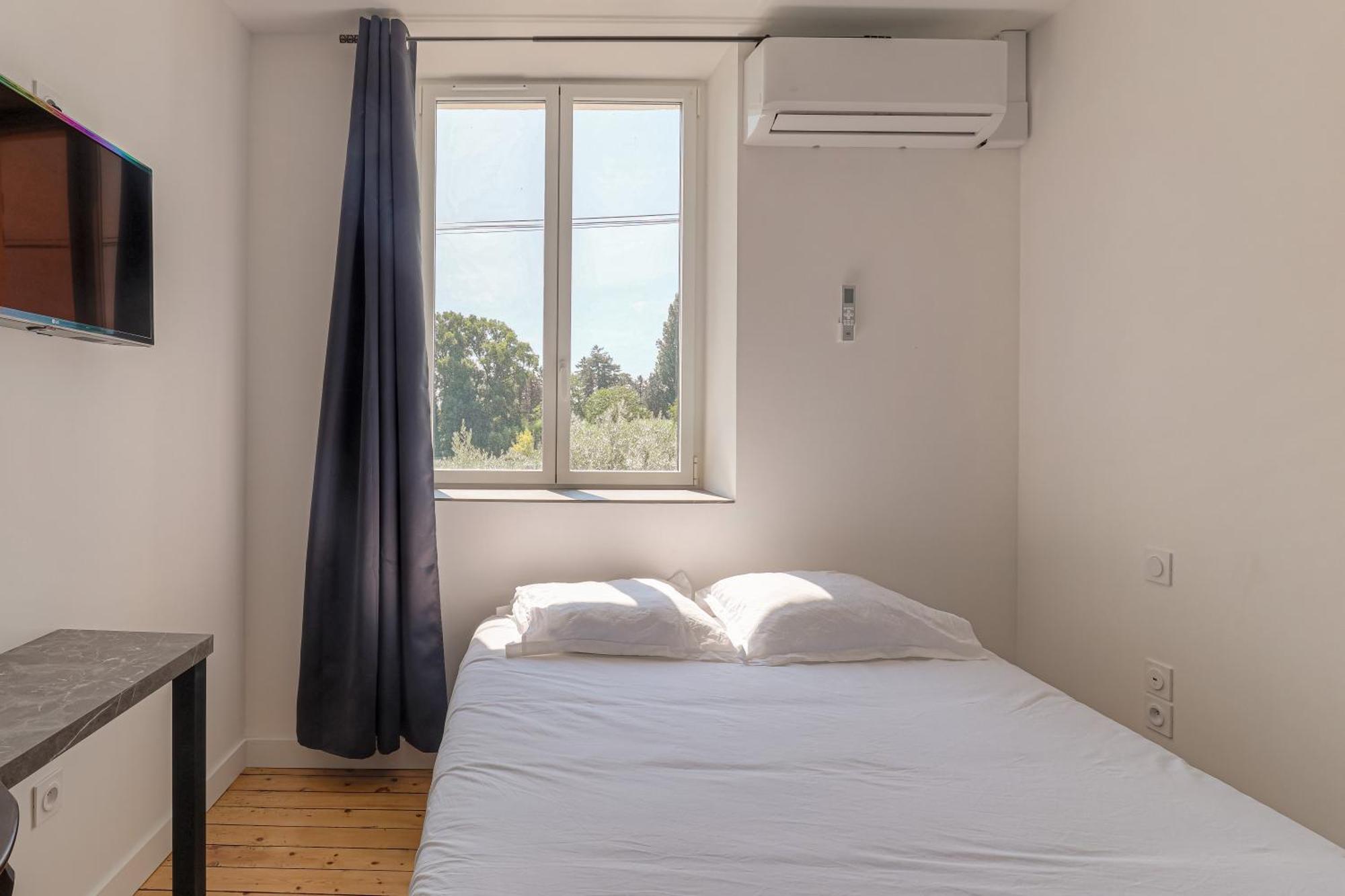 Le Berlin - Les Appartements De L'Olivier Loyettes ภายนอก รูปภาพ